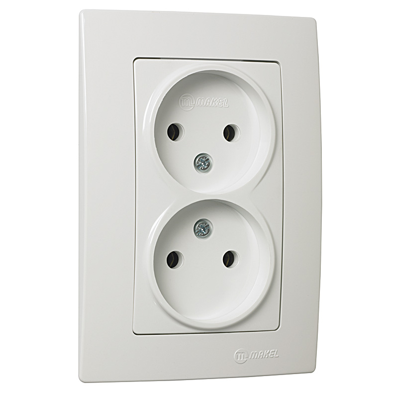 Double Socket Outlet