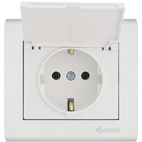 EARTHED SOCKET OUTLET WITH COVER